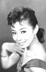 岡田 瞳のプロマイド